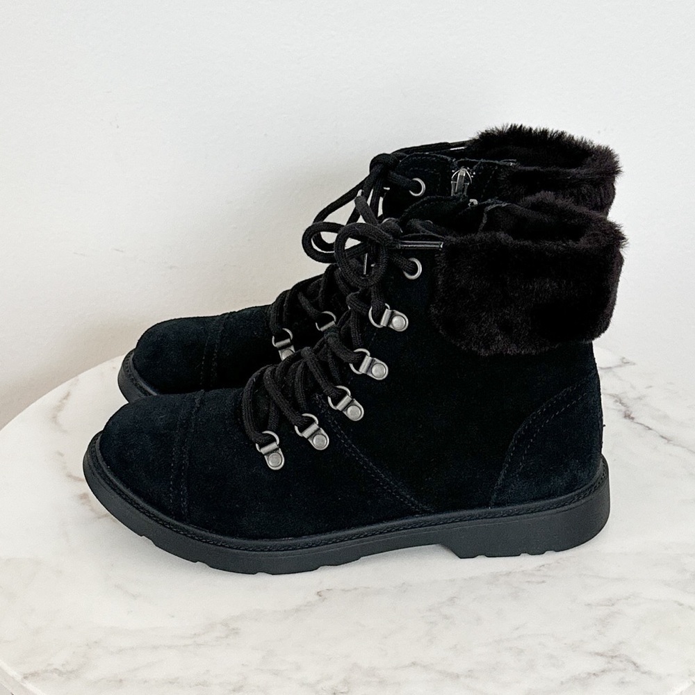 NEW UGG Azell Hiker Weather Waterproof Lace-up Boots Black Suede Youth Size 6 - Picture 5 of 8